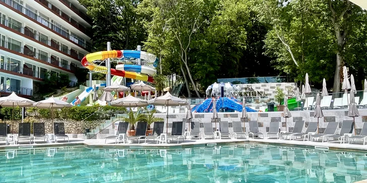 Rodinná dovolená v Bulharsku: hotel 500 m od moře, animační program, nový aquapark, 2 děti zdarma