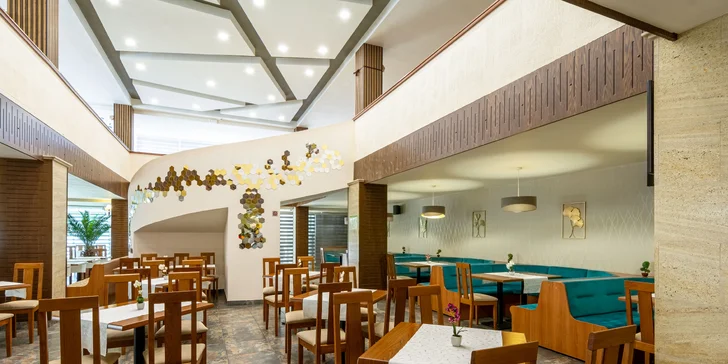 Rodinná dovolená v Bulharsku: hotel 500 m od moře, animační program, nový aquapark, 2 děti zdarma