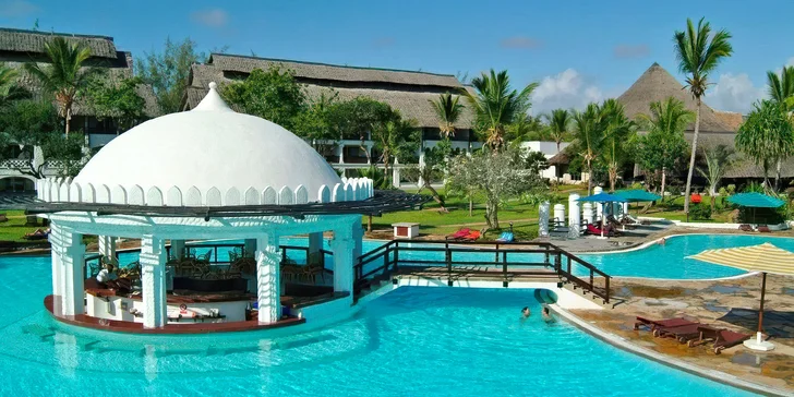 Dovolená v Keni: 4* hotel přímo u pláže, all inclusive, bazény, sportovní aktivity i let