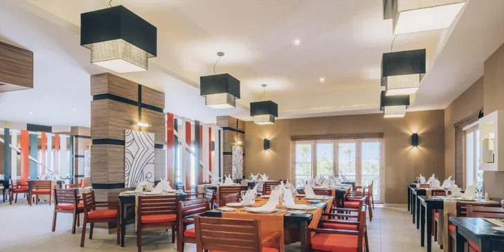 All inclusive dovolená na Kubě vč. letenky: 5* hotel Iberostar Selection Holguin u pláže a s bazény