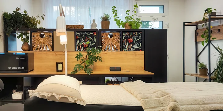 Formování postavy a relax: maderoterapie celého těla, ošetření na 60 až 90 minut