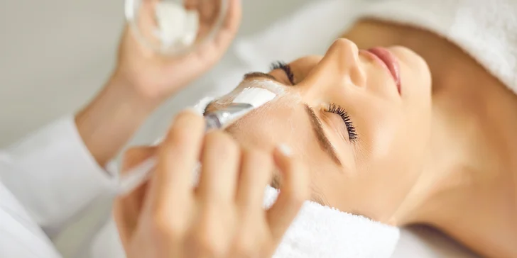 Ošetření pro krásnou pleť: ultrazvuková špachtle, maska, masáže i bonus