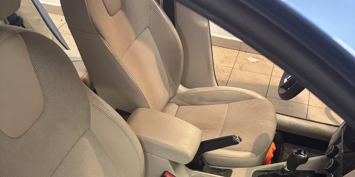 Auto jako ze škatulky: mokré čištění interiéru auta, pokročilá i kompletní péče