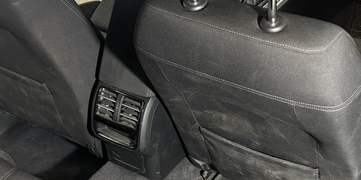Auto jako ze škatulky: mokré čištění interiéru auta, pokročilá i kompletní péče