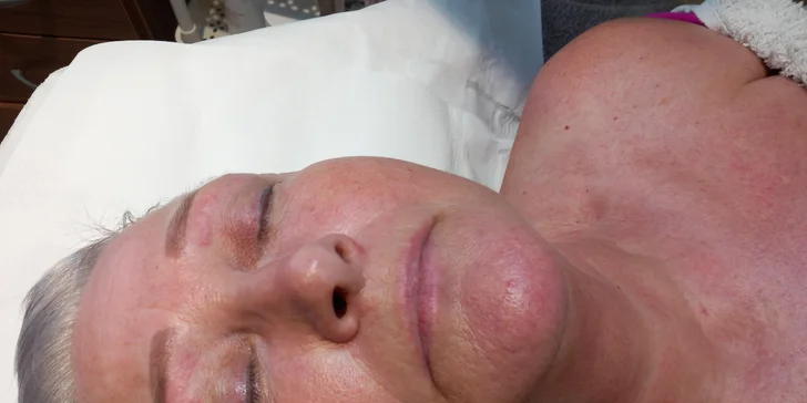 Kosmetické ošetření: základní, anti-age nebo exkluzivní péče s alginátovou maskou