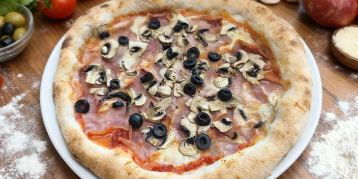 Jedna nebo dvě pizzy o průměru 32 cm podle výběru ze 13 druhů