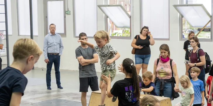 Vstupy pro děti do největšího a nejmodernějšího trampolínového parku na Moravě