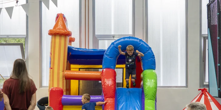 Vstupy pro děti do největšího a nejmodernějšího trampolínového parku na Moravě