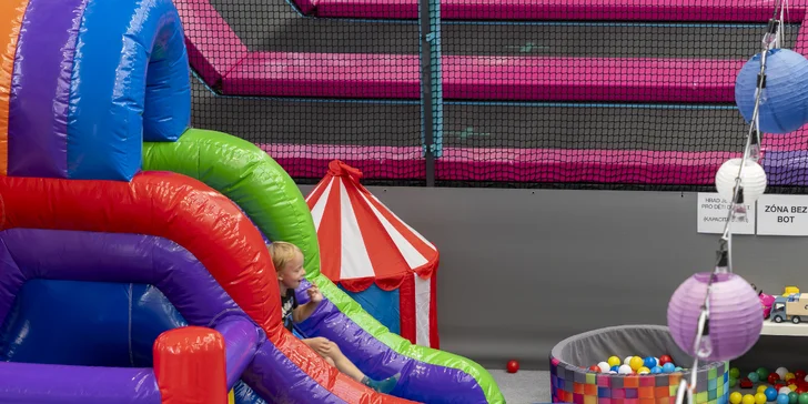 Vstupy pro děti do největšího a nejmodernějšího trampolínového parku na Moravě