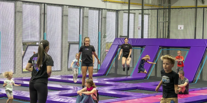 Vstupy pro děti do největšího a nejmodernějšího trampolínového parku na Moravě