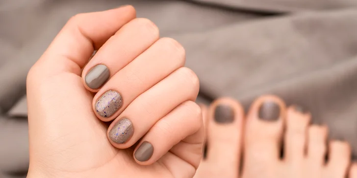 Zdravé a krásné nehty: manikúra a pedikúra s možností gel laku i spa varianta s peelingem