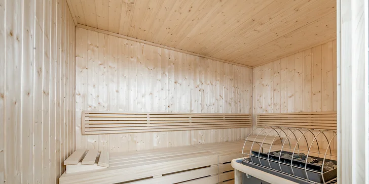Boutique hotel v Seefeldu: střešní wellness a snídaně, v zimě sjezdovky i běžky