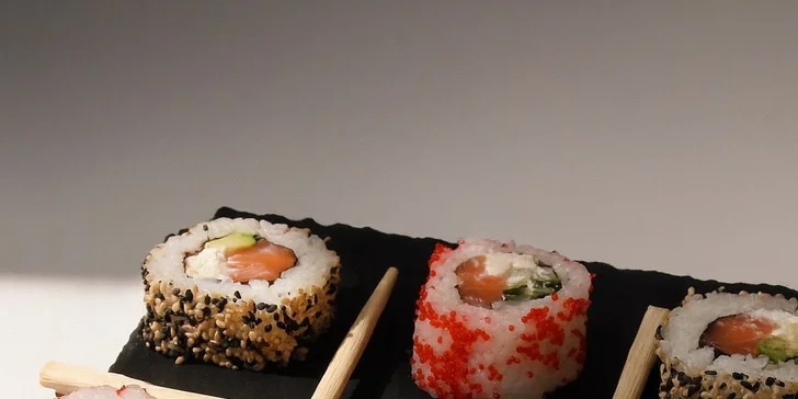 Kurz přípravy sushi pro dospělé i děti: maki, nigiri, tempura i futomaki vč. certifikátu