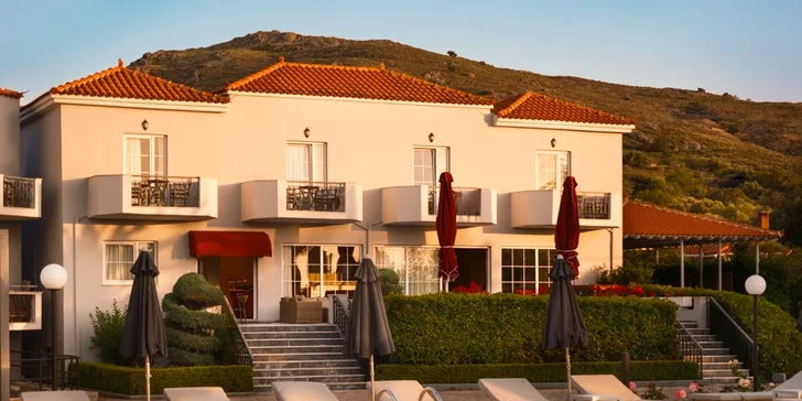 All inclusive dovolená na ostrově Lesbos: Hotel Bella Vista**** s bazénem a hned u pláže