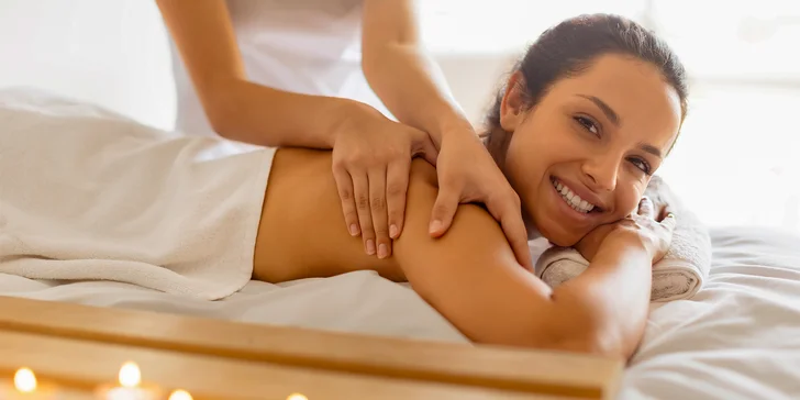 Zasloužený relax celého těla: masáž v délce 110 minut