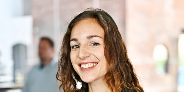 Čajový kurz v Praze - Karlíně: Objevte tajemství čajových lístků