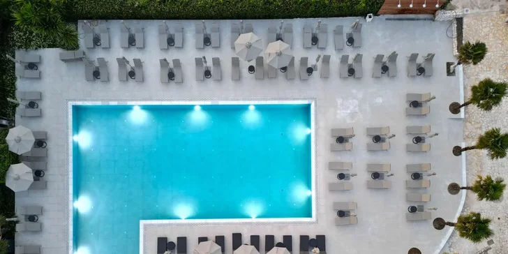 Dovolená na Korfu: 4* hotel Nobilis Corfu v centru Acharavi, all inclusive, letenky