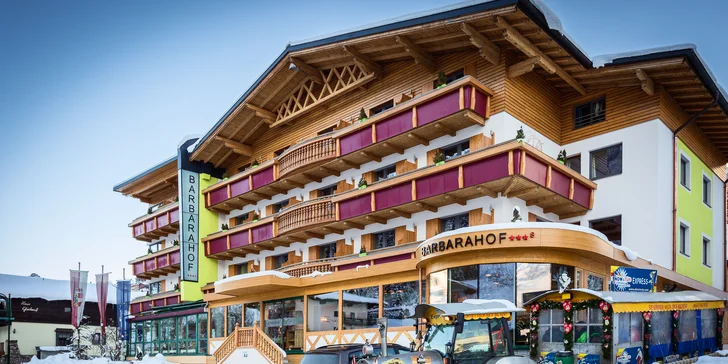 Dovolená v rakouském Saalbachu: 4* hotel s polopenzí, saunový svět, více než 200 km sjezdovek