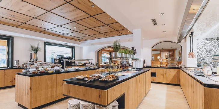 Dovolená v rakouském Saalbachu: 4* hotel s polopenzí, saunový svět, více než 200 km sjezdovek