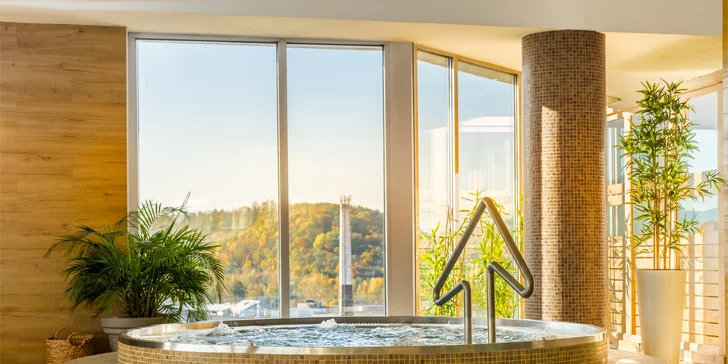 Dovolená v Žilině: 4* hotel se snídaní a vstupem do bazénu, saun a vířivky