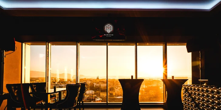 Dovolená v Žilině: 4* hotel se snídaní a vstupem do bazénu, saun a vířivky
