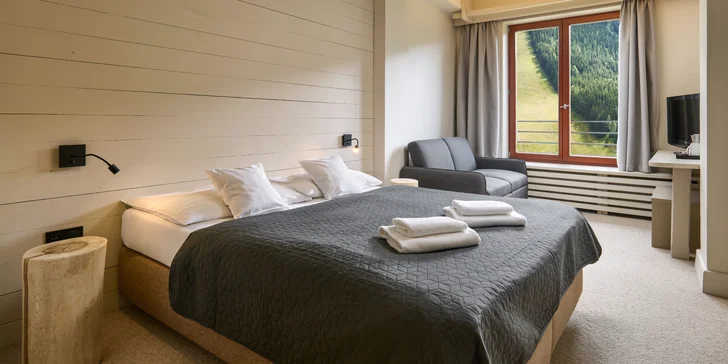 Wellness ve Špindlu se snídaní či polopenzí, neomezený vstup do bazénu a saunového světa