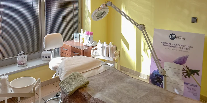 Barvení obočí nebo řas či kompletní balíček v salonu v centru Brna