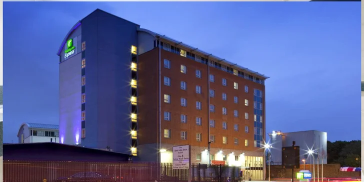 Dvě nebo tři noci v hotelu Holiday Inn v Londýně s vyhlídkovým busem a prohlídkami s průvodcem