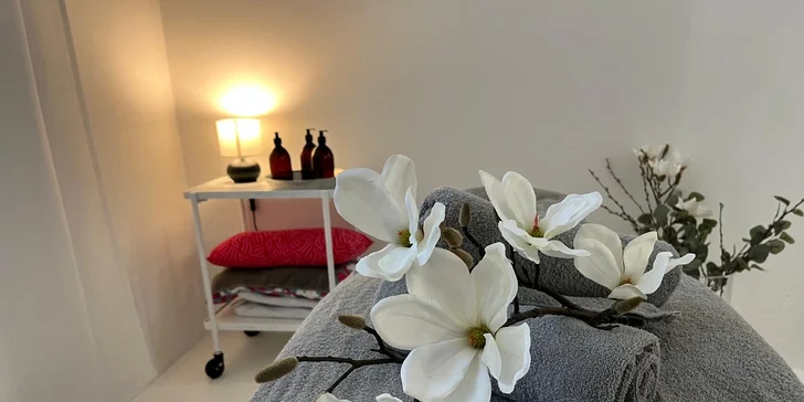 Relax pro tělo i mysl: masáž dle výběru –⁠⁠⁠⁠⁠⁠ thajská, švédská i shiatsu, 30 až 90 minut