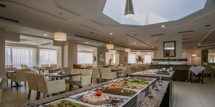 Letecky na Krétu: hotel Giannoulis Almyra Beach***** s all inclusive, bazén i dětský klub Čedog