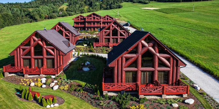 Pobyt s noblesou: luxusní chaty s výhledem na Belianské Tatry, vlastní sauna a jacuzzi na terase