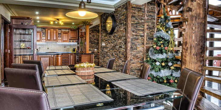 Pobyt s noblesou: luxusní chaty s výhledem na Belianské Tatry, vlastní sauna a jacuzzi na terase