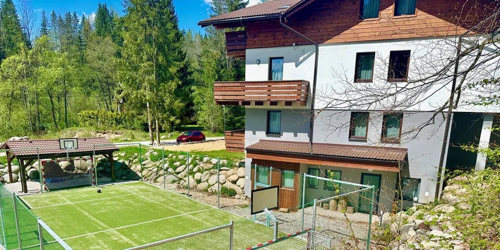 Pobyt v horském rodinném penzionu v Nízkých Tatrách s polopenzí a slevou do wellness