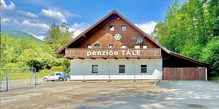 Pobyt v horském rodinném penzionu v Nízkých Tatrách s polopenzí a slevou do wellness