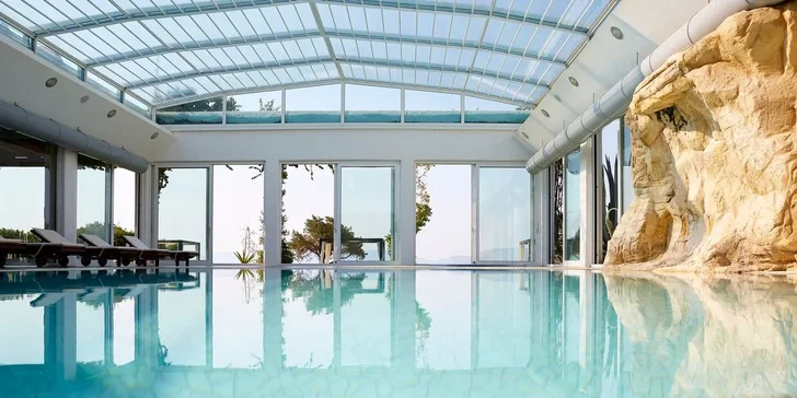 Dovolená na řeckém poloostrově Peloponés: 5* hotel u pláže, all inclusive i let