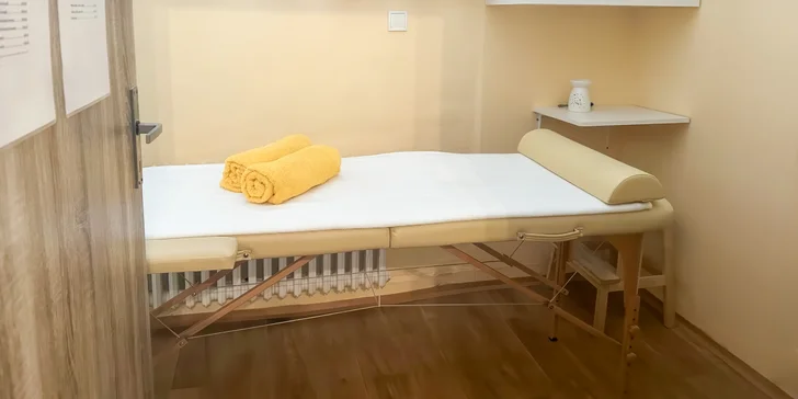 Masáže v centru Opavy: relaxační, bylinná, lávové kameny i permanentka