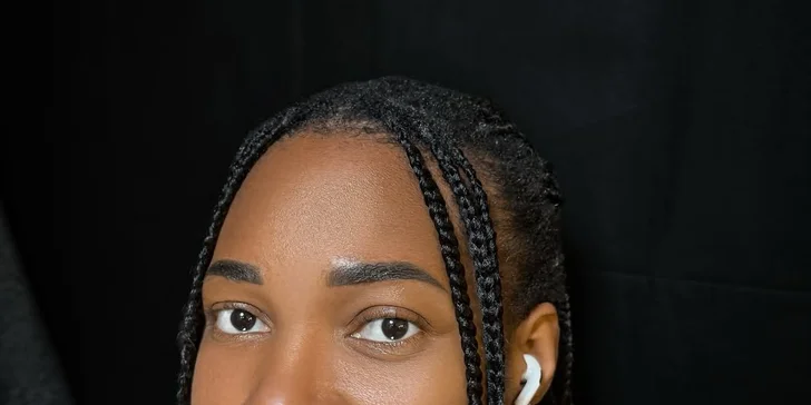 Nový permanentní make-up či korekce stávajícího: obočí, oční linky či rty