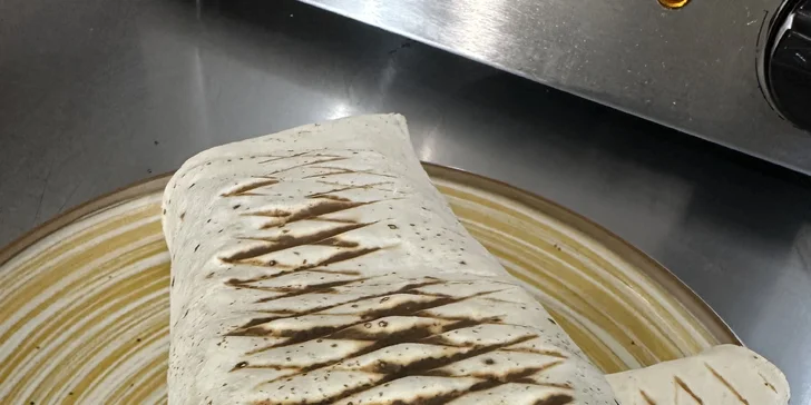 Kebab pro jednoho: klasik, dürüm, talíř či box s hranolky nebo rýží