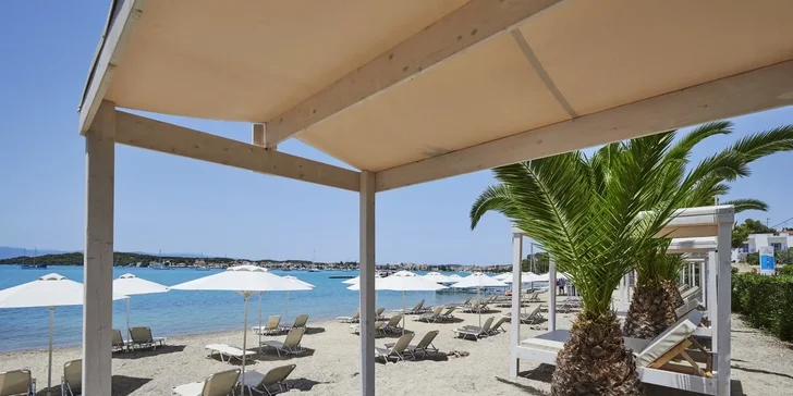 Hurá na Peloponés: 3* hotel přímo u pláže, all inclusive, bazény, letenky