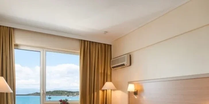 Hurá na Peloponés: 3* hotel přímo u pláže, all inclusive, bazény, letenky