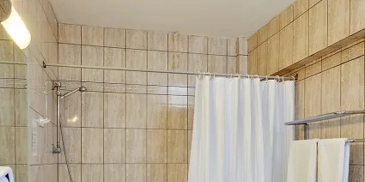 Hurá na Peloponés: 3* hotel přímo u pláže, all inclusive, bazény, letenky