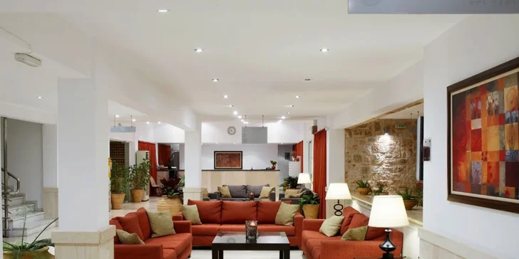 Hurá na Peloponés: 3* hotel přímo u pláže, all inclusive, bazény, letenky