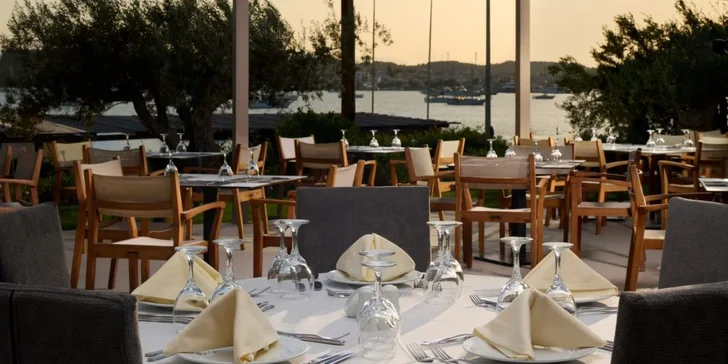 Hurá na Peloponés: 3* hotel přímo u pláže, all inclusive, bazény, letenky