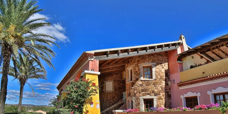 4* pohoda na Sardinii: hotel TH San Teodoro (Liscia Eldi Resort), pláž na dohled a strava