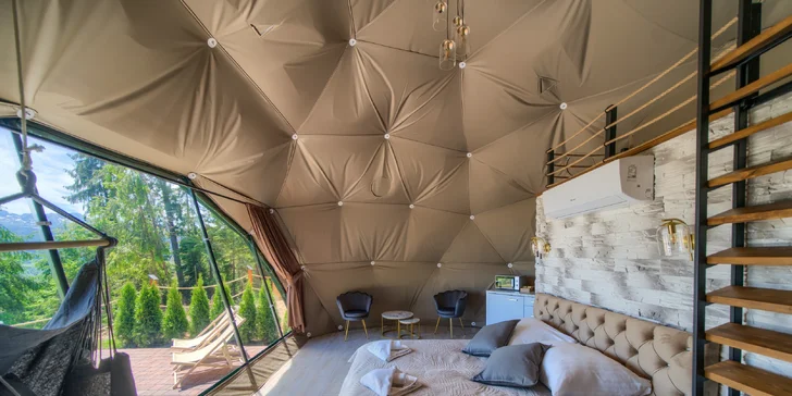 Romantický glamping s venkovní vířivkou jen 8 km od Zakopaného