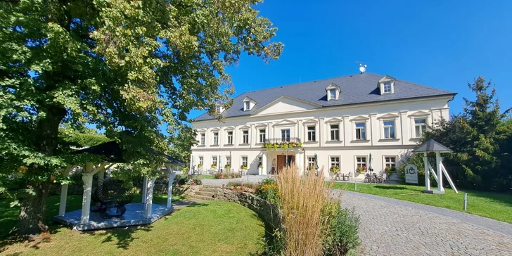 Pobyt na zámečku Petrovice u Karviné: bohaté snídaně a wellness