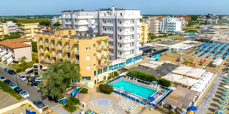 Rodinná all inclusive dovolená v Itálii: 3* hotel přímo na pláži, animace, dítě zdarma