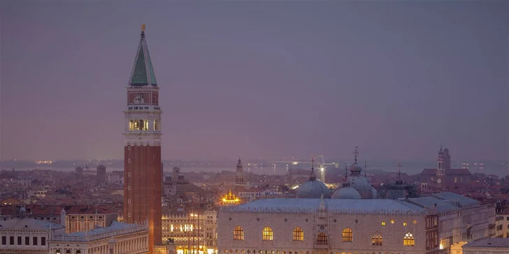 Zájezd do adventních Benátek a Verony s ubytováním a snídaní