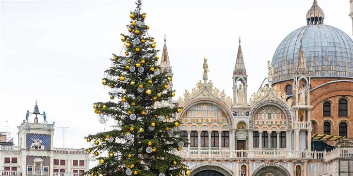 Zájezd do adventních Benátek a Verony s ubytováním a snídaní
