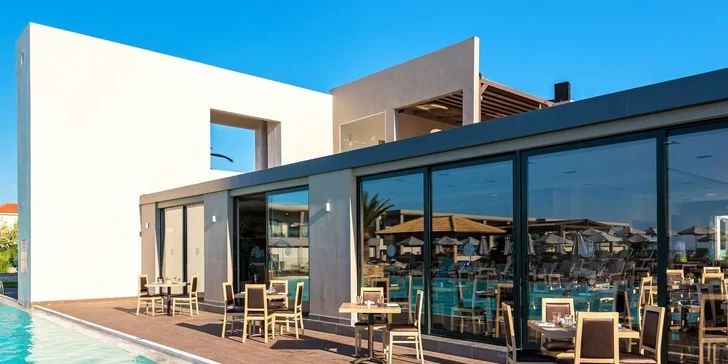 Letecky na Krétu: 5* hotel u pláže, all inclusive, bazény, tenis i miniclub